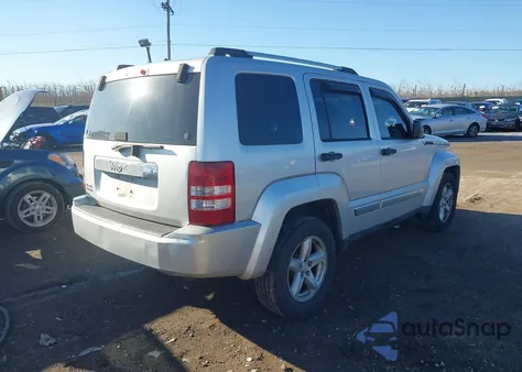 2010 Jeep Liberty Limited z USA, uszkodzony, nr VIN 1J4PN5GK5AW151882